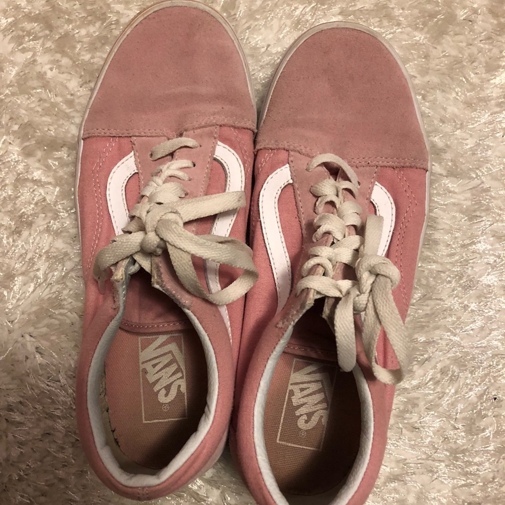 Low Top Pink Vans